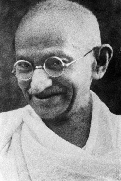 10 принципів життя Махатми Ганді